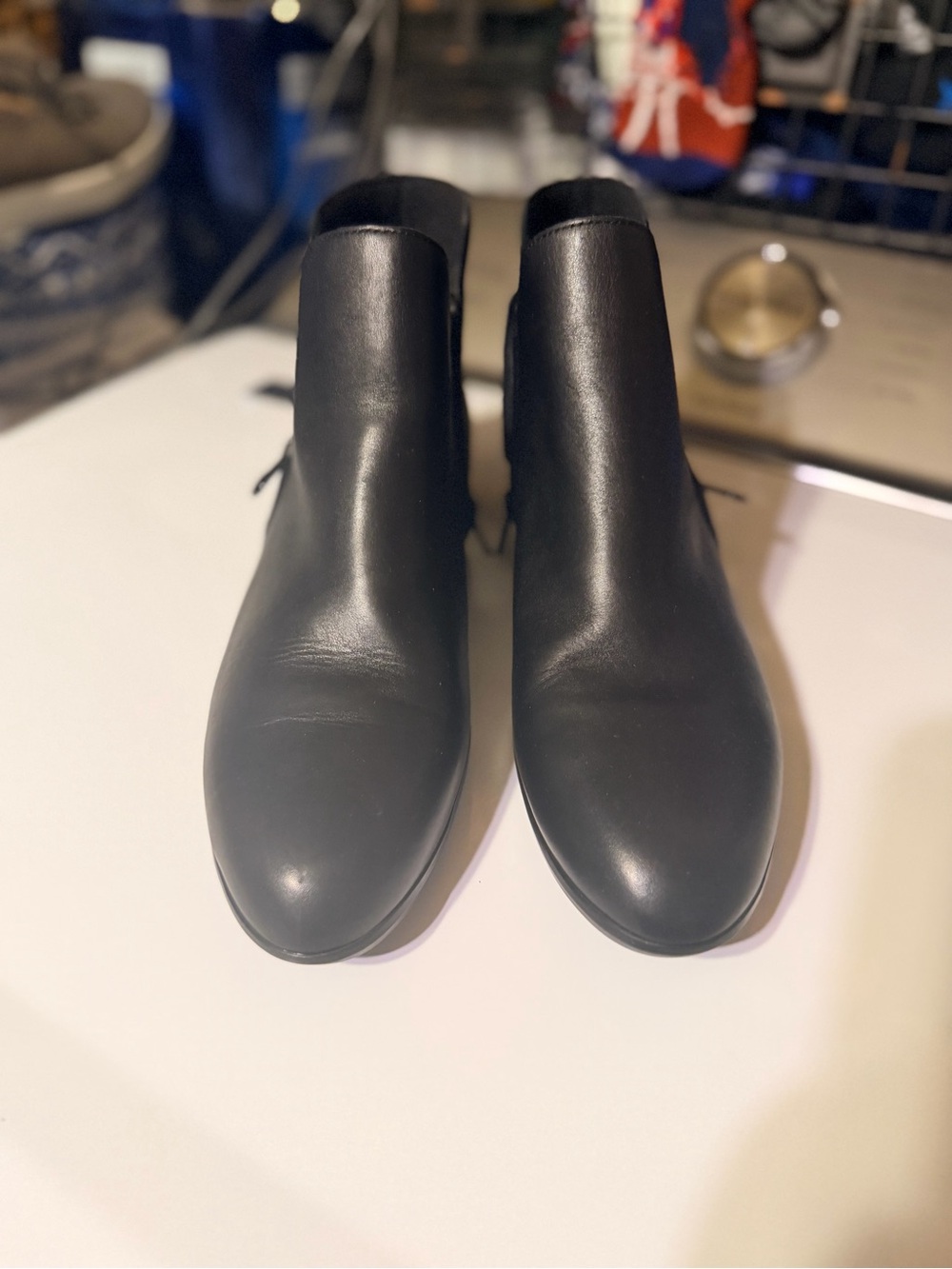 Munro American Black Leather Ankle Boots Women’s Size ___ Side Zip Comfort